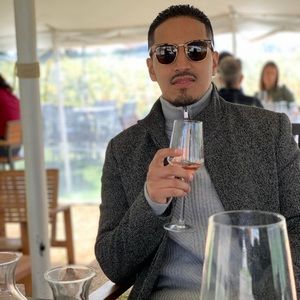 Meet your Posher, Antonio